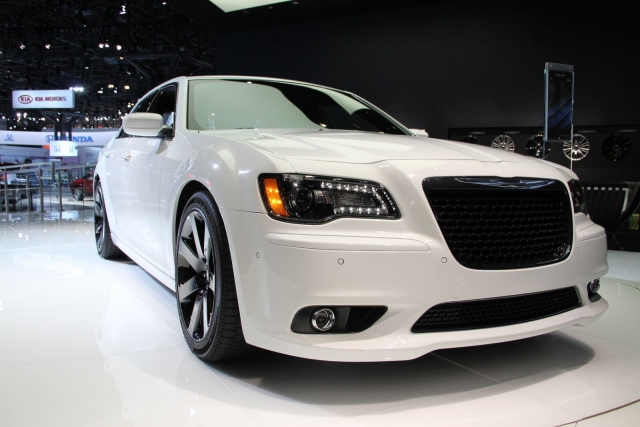 2012 Chrysler 300 SRT8