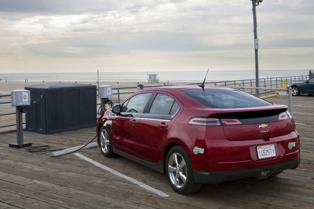 More information about "Rumorpile: GM Ponders A Three-Cylinder For The Volt and ELR"