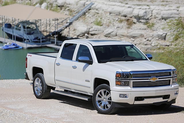 More information about "Spying: Chevrolet Adds A Little Aluminum for 2017 Silverado"