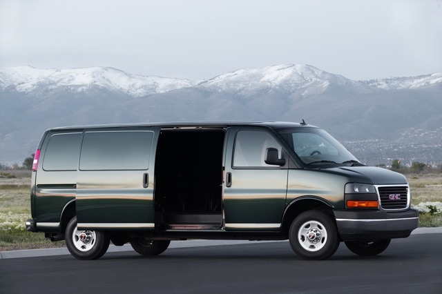 More information about "GM Announces Partnership with Navistar for Cutaway Van Production"