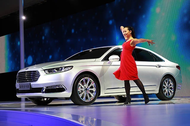 More information about "Shanghai Auto Show: 2016 Ford Taurus"