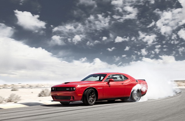 More information about "HOLY HORSEPOWER BATMAN! 2015 Dodge Challenger Hellcat Makes 707 Horsepower"