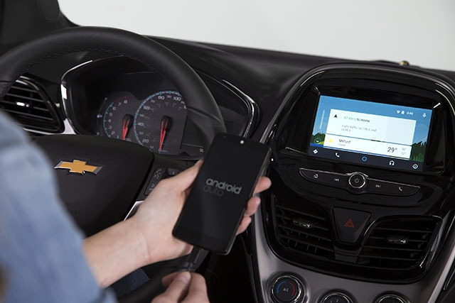 More information about "Chevrolet To Offer Android Auto and Apple CarPlay In 14 Vehicles For The 2016 Model Year"