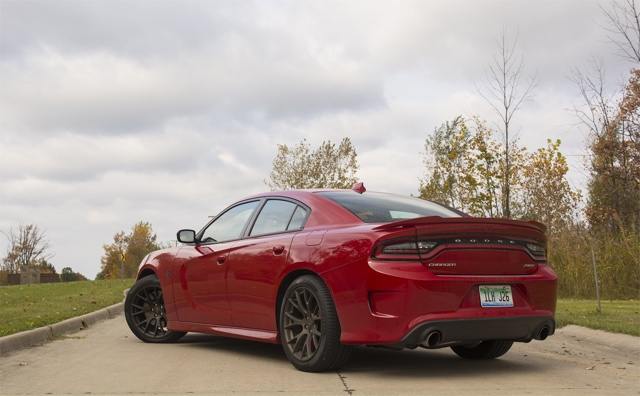 More information about "Quick Drive: 2016 Dodge Charger SRT Hellcat"