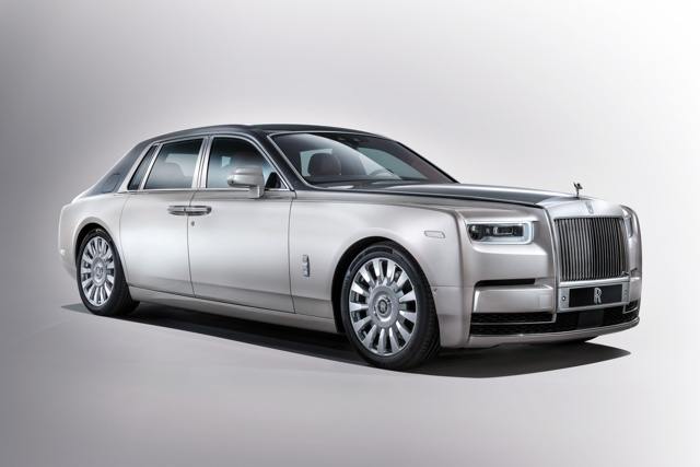 More information about "2018 Rolls-Royce Phantom VIII Raises the Bar For Opulence"