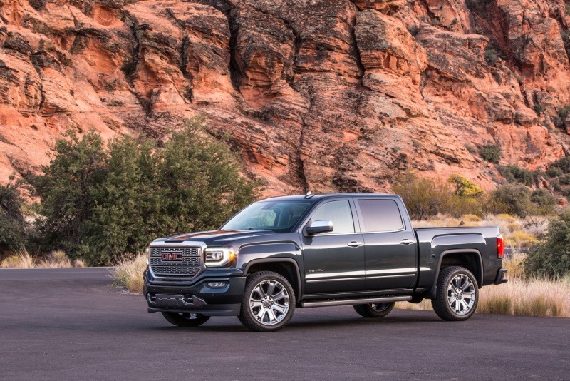 More information about "Current Chevrolet Silverado/GMC Sierra To Stick Around Once Next-Generation Trucks Are Launched"