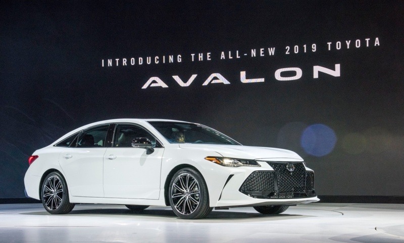 More information about "Detroit 2018: 2019 Toyota Avalon Becomes Slightly Angry"