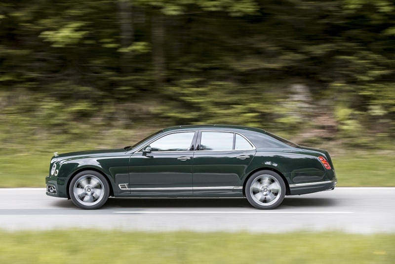 More information about "New Bentley CEO Admits They Were Not Ready For the Electrification Trend"