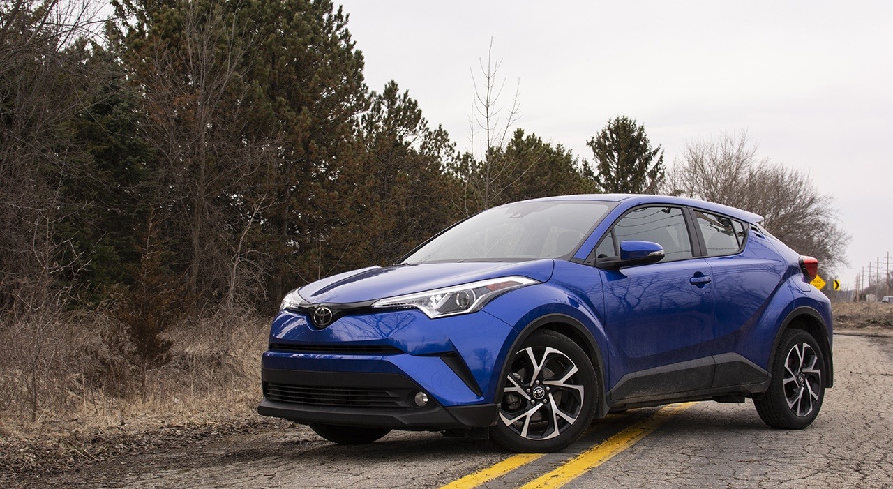 More information about "Review: 2018 Toyota C-HR XLE Premium"