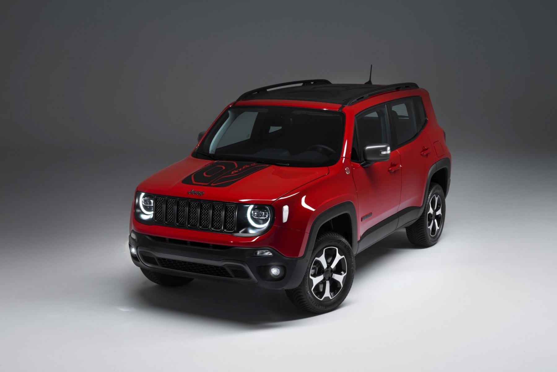 More information about "Geneva 2019: Jeep Shows Compass and Renegade Plug-In Hybrids"