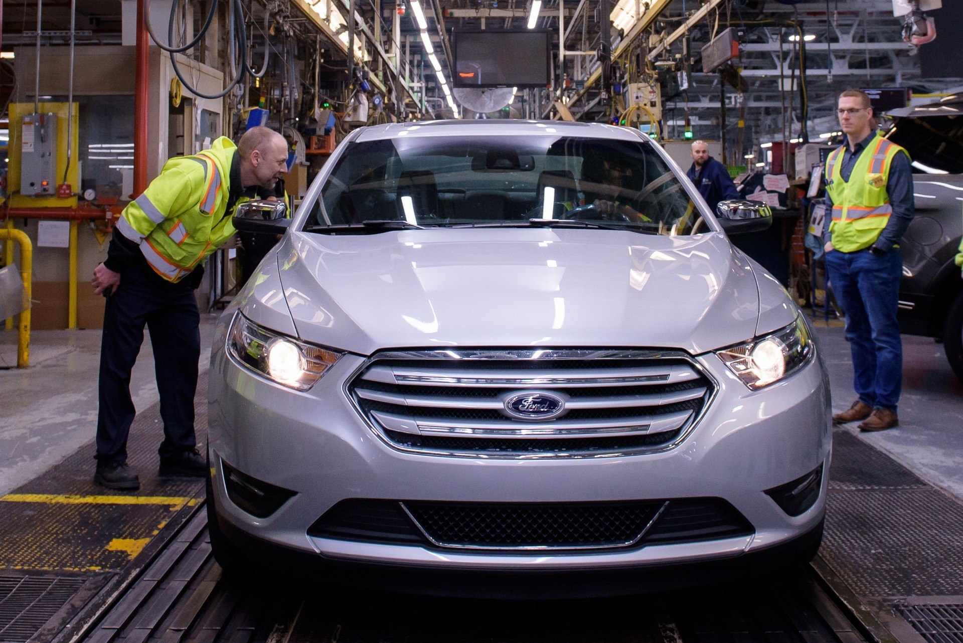 More information about "Last US Taurus Rolls off the Line"