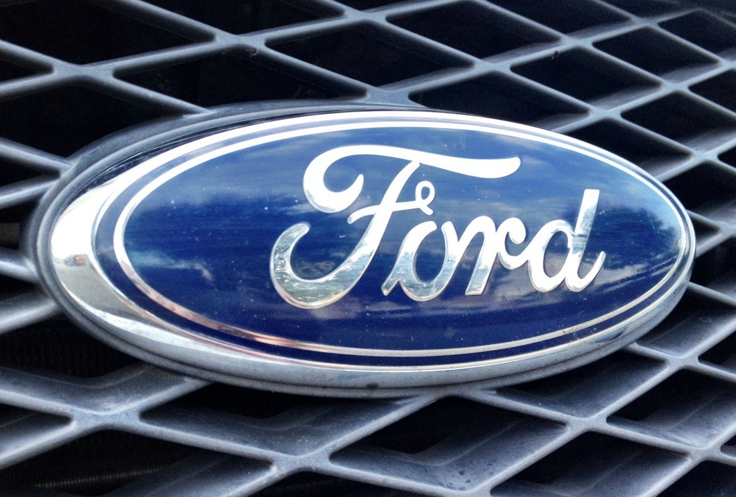 More information about "Ford Workers Ratify Union Contract"