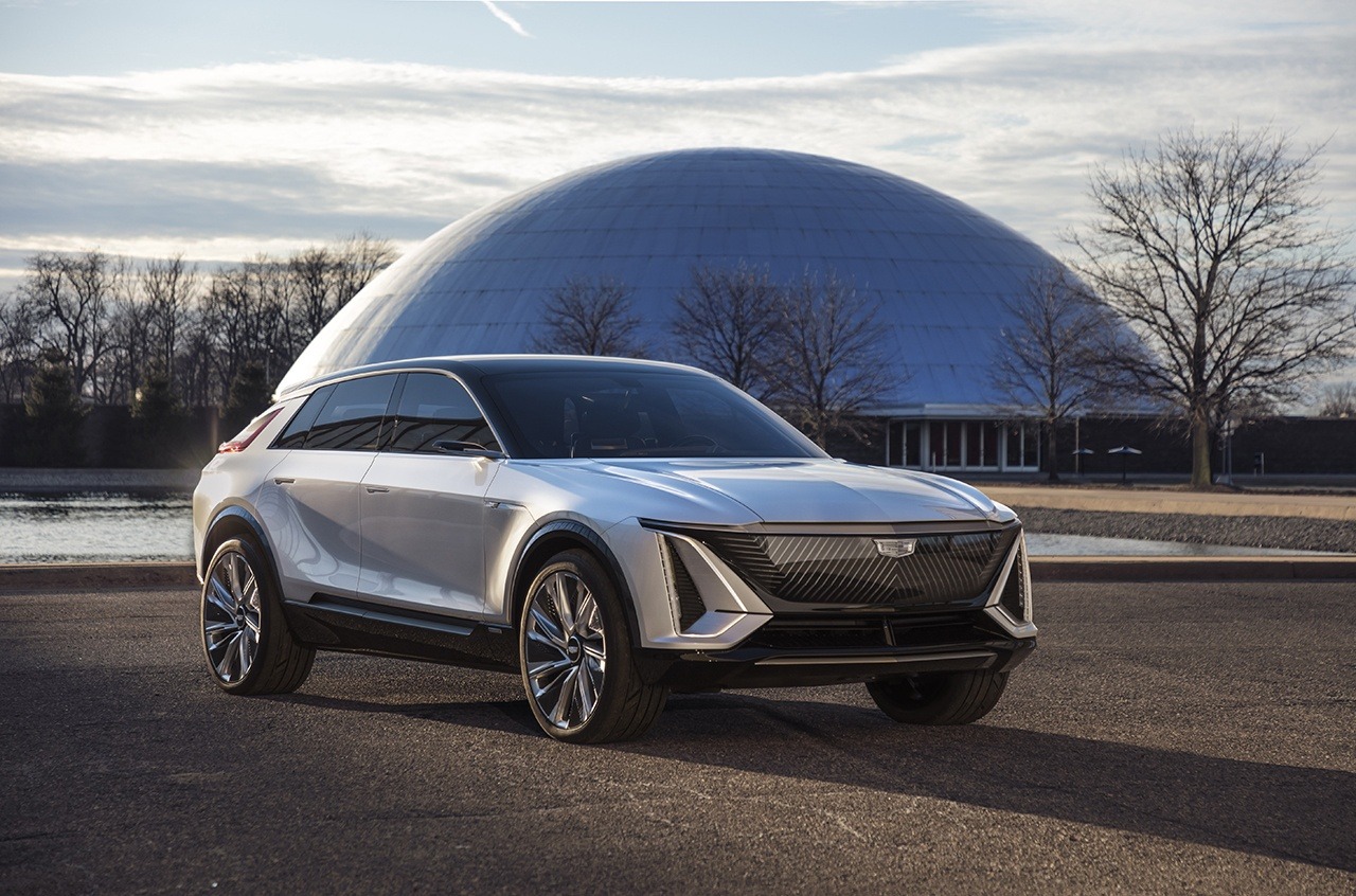 More information about "Cadillac Lyriq Gives Us Our First Peek Into GM's Electric Dreams"