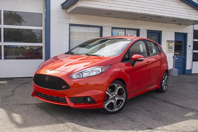 More information about "Review: 2015 Ford Fiesta ST"