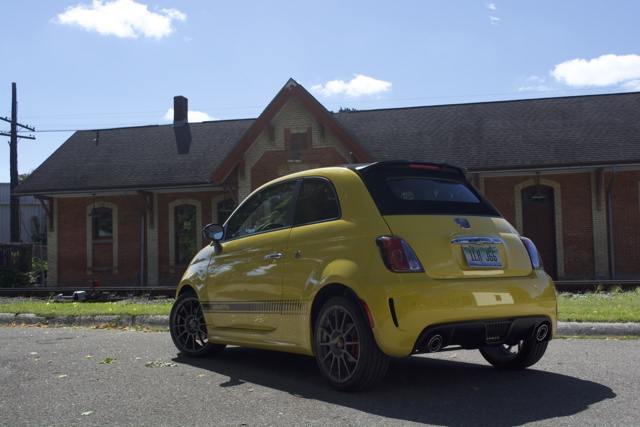 More information about "Quick Drive: 2016 Fiat 500C Abarth"