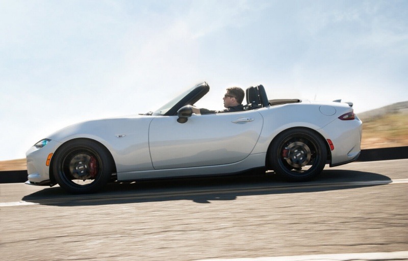 More information about "Rumorpile: Mazda Could Add More Horsepower for 2019 MX-5 Miata"