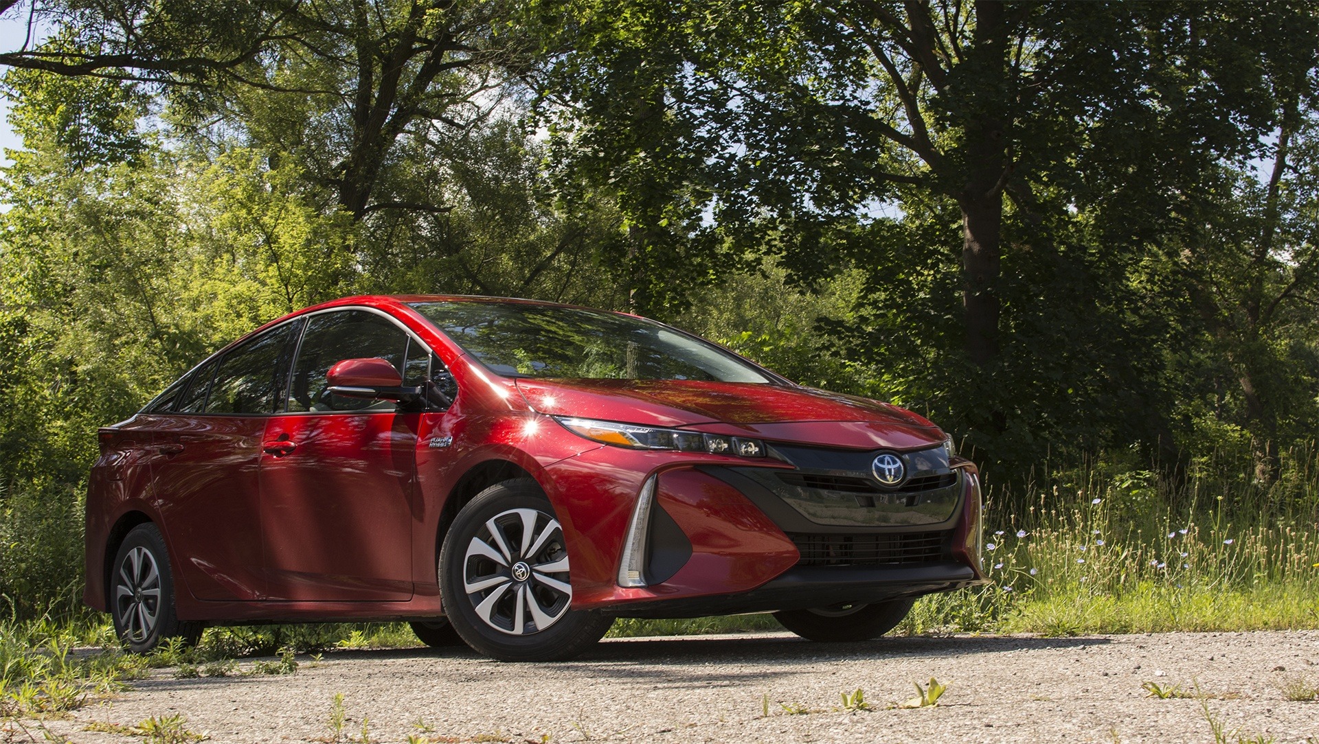 More information about "Quick Drive: 2017 Toyota Prius Prime Plus"